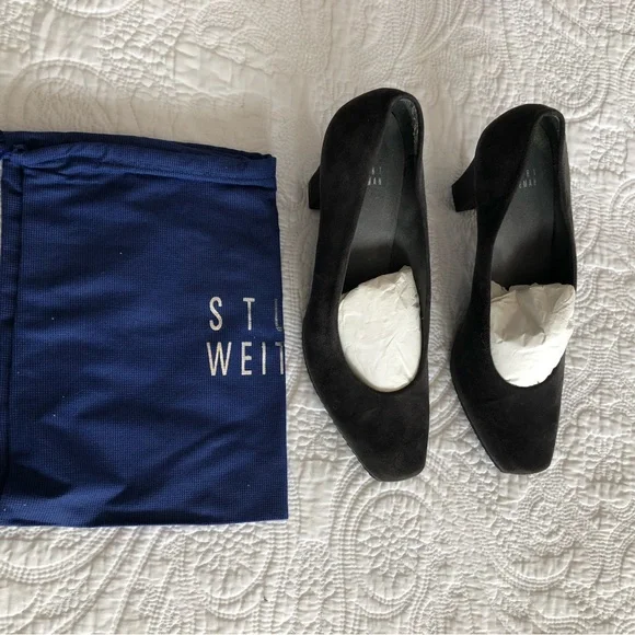 Stuart Weitzman platform suede pumps. Dark grey in colour. - Picture 6 of 6